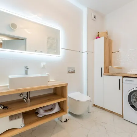 Apart111 Kasprowicza 20c Basen W Cenie Apartment Kolobrzeg